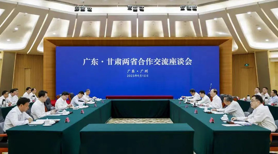 XPJ储能在甘肃重点产业招商会上签约，省委书记胡昌升见证